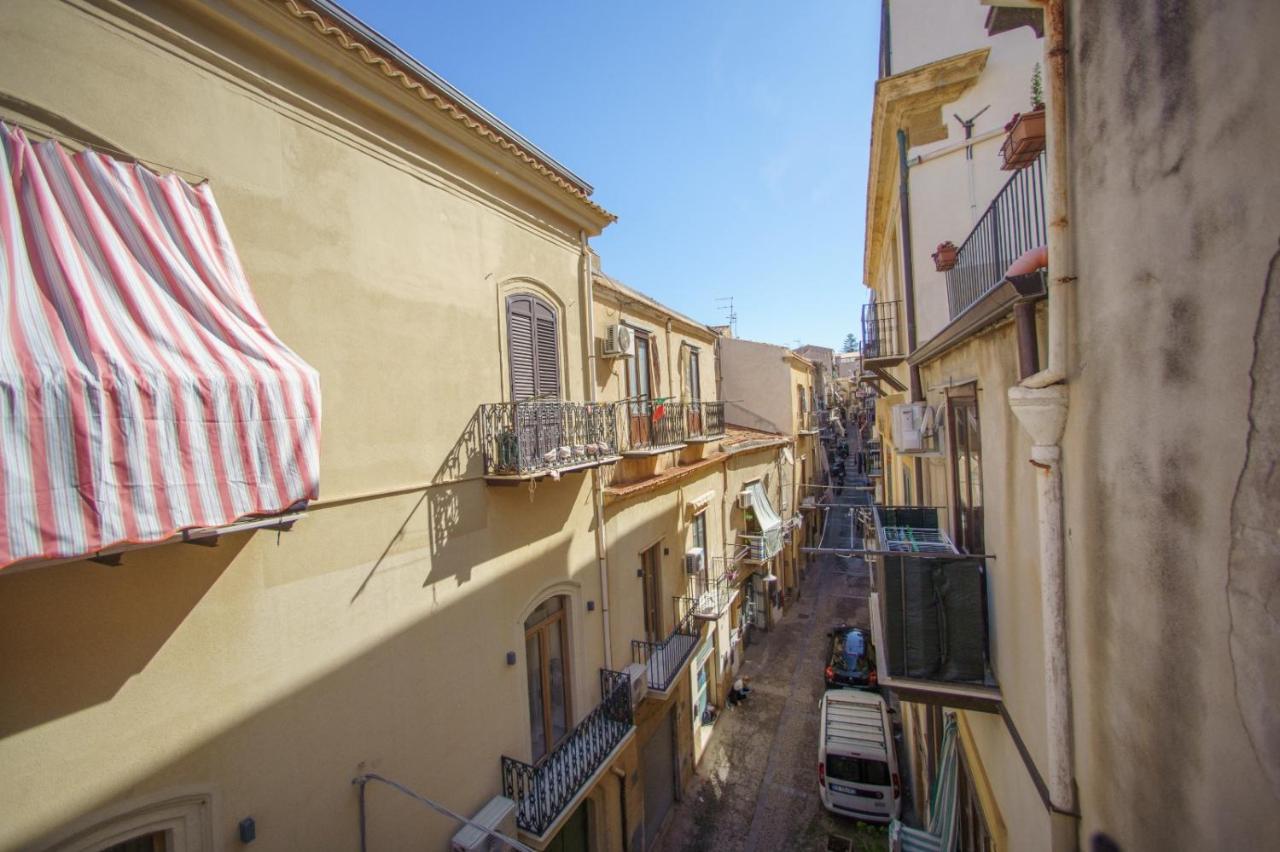 Domus Aurea Apartment Cefalu Exterior photo